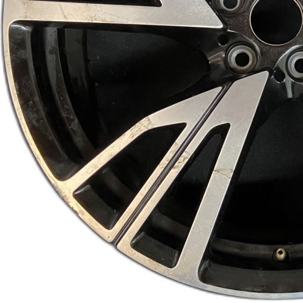 BMW i8 2014-2017 Front Right Wheel Black P/N 56086201