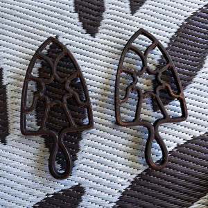 Black Metal Trivet Set of 2 for antique irons
