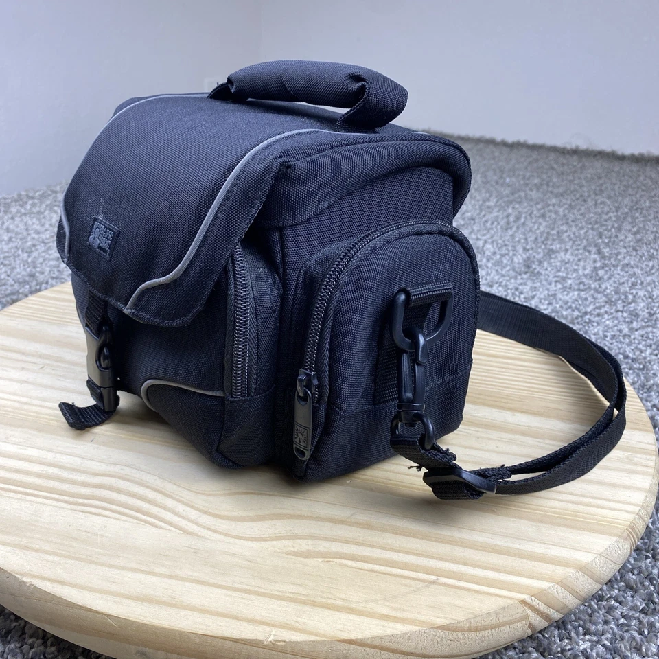 Case Logic Camera Bag Black Camcorder Gadget Padded Interior 3 Zip Compartments* - Image 3 of 4