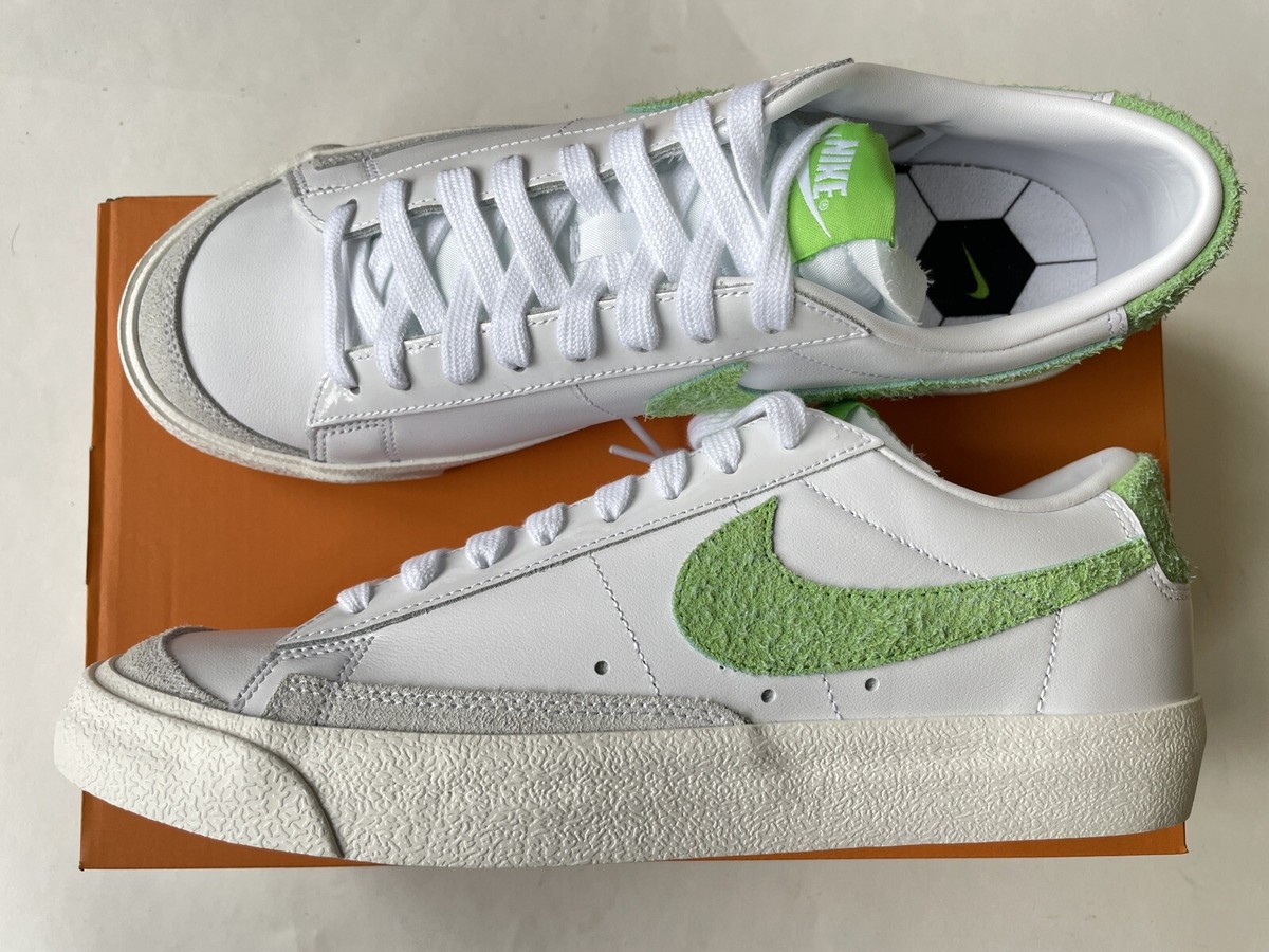 nike blazer low soccer