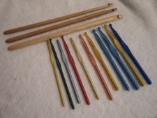 Crochet Hooks Mixed 11 Metal 3 wood Boye  unbranded Lot 14 F, H, I, J, K