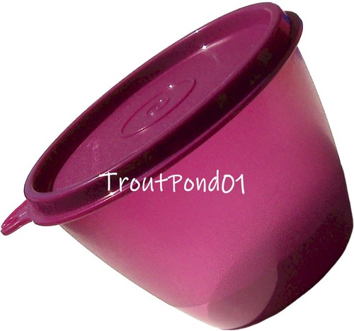 Juego de 2 cuencos para refrigerador TUPPERWARE 14 OZ púrpura baya sobrante anidamiento - Imagen 2 de 3