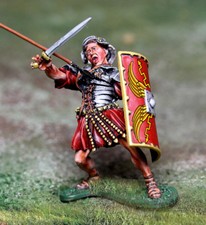 THE COLLECTORS SHOWCASE ROME 43AD CS00980 ROMAN HIT BY SPEAR MIB