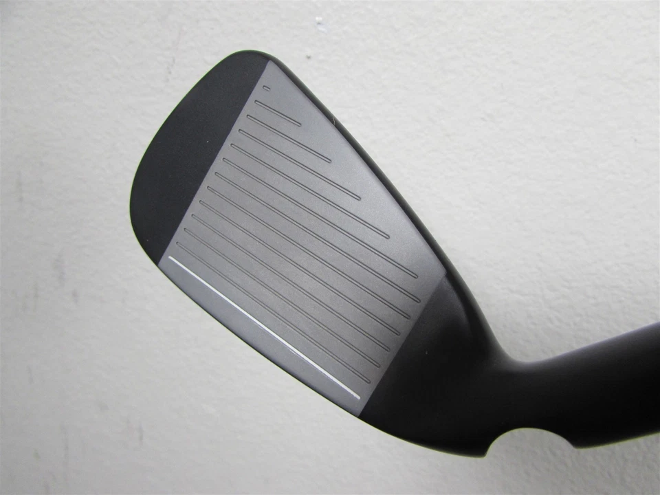 PING Golf G425 CROSSOVER 20* 3 Utility Iron Black Dot Extra Stiff Graphite Shaft - Image 3 of 4