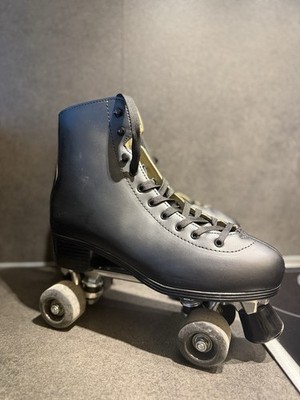 Roces RC2  Classicroller Classic Roller Rollschuhe Artistik Rollerskates Schwarz