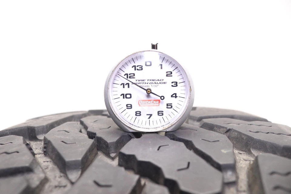 Usado LT 275/65R18 Goodyear Wrangler Duratrac - 113/110Q - 11.5/32 Foto 3 de 4