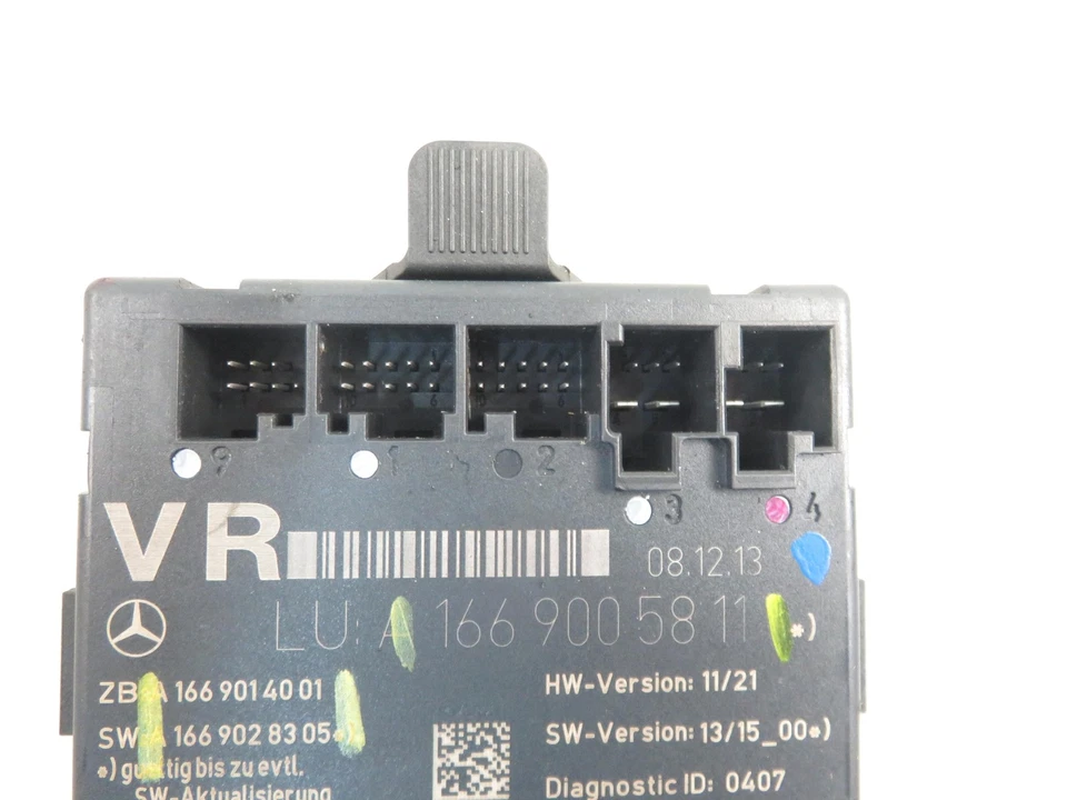 Modulo porta Mercedes-Benz CLA Coupé C117 1669014001 / CZ 92671 - Immagine 2 di 4