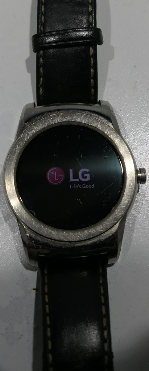 LG Watch Urbane W150 46mm Smartwatch w/OEM Black Leather Band