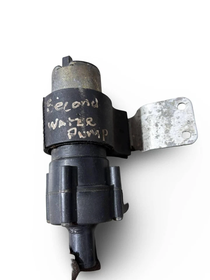 Mercedes CLK 320 2000 calentador auxiliar refrigerante bomba de agua solenoide 2028300014 Foto 2 de 4