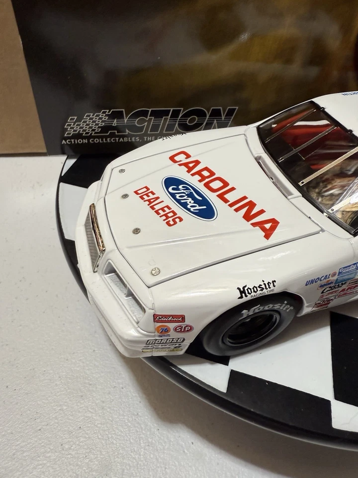 RARO* Mark Martin Elite #6 Carolina Ford 1986 Thunderbird 1/24 Nascar Diecast Foto 3 de 4