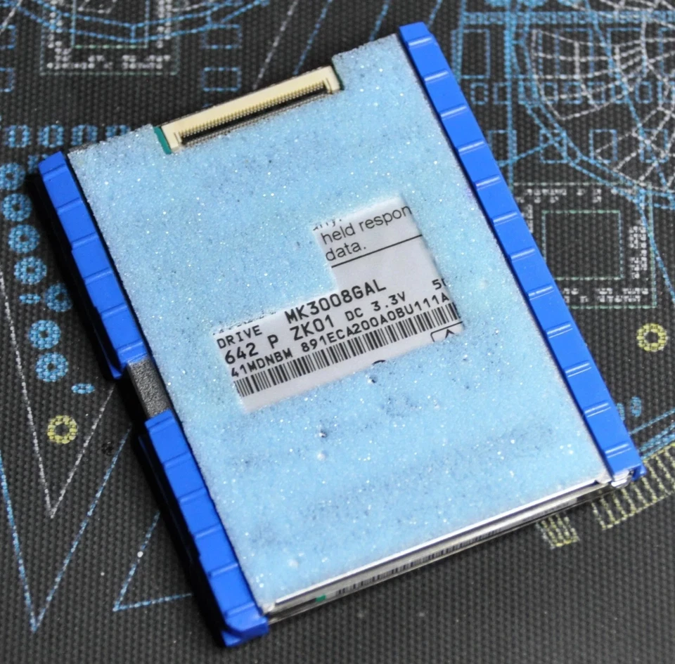 Replacement Hard Drive HDD MK3008GAL for Apple iPod Video 5th 5.5G Gen 30gb - Image 3 of 4