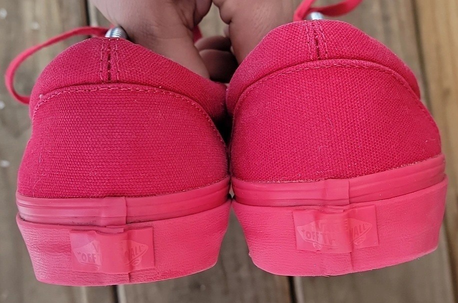 Vans Era Men’s Triple Red Mongo Gold Sneakers Size 11.5 Htf Sk8 Low Lace Up NICE thumbnail 3