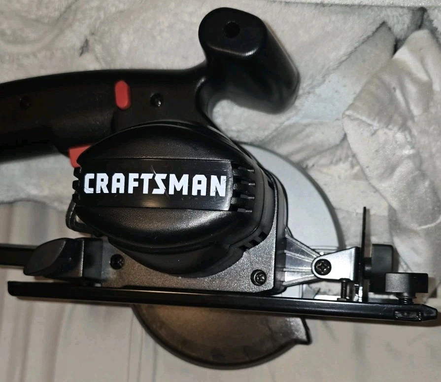 CRAFTSMAN 5 1/2" TRIM Saw 14.4v Model 973.113080 (TOOL ONLY) with Carbide Tipped - Image 4 of 4