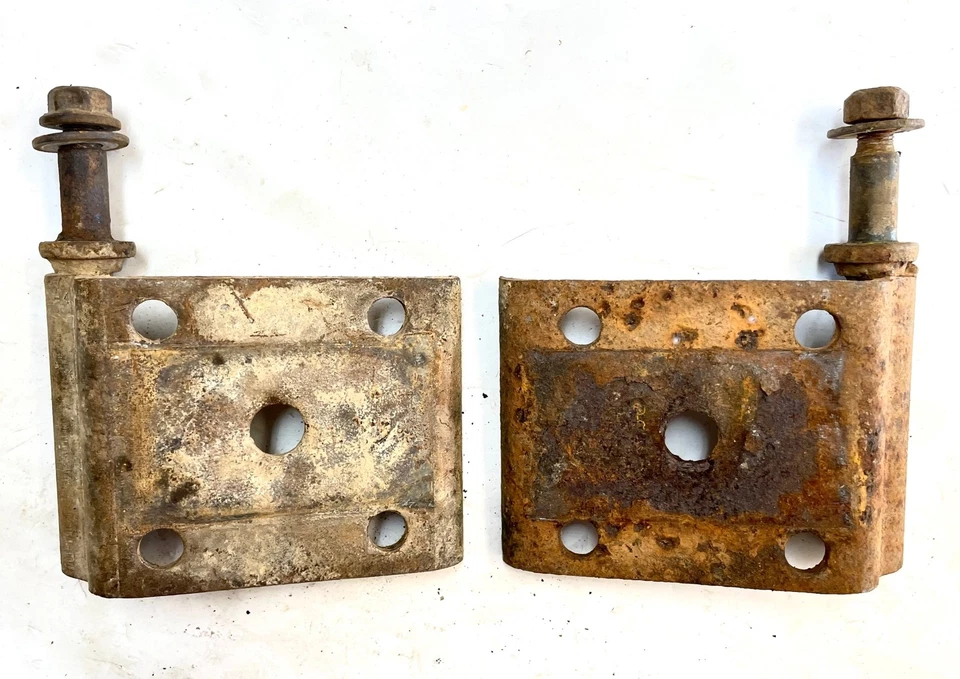 Jeep AMC 20 hoja trasera resorte a eje placa perno en U CJ5 CJ7 CJ8 amortiguador trasero Foto 3 de 4