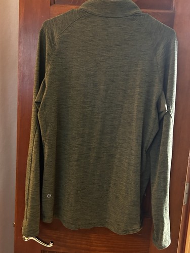 LULULEMON SURGE 1/4 Zip Men’s MEDIUM Green LS mpn: LM3DH0S Thumb Slit - Pocket - Picture 10 of 10