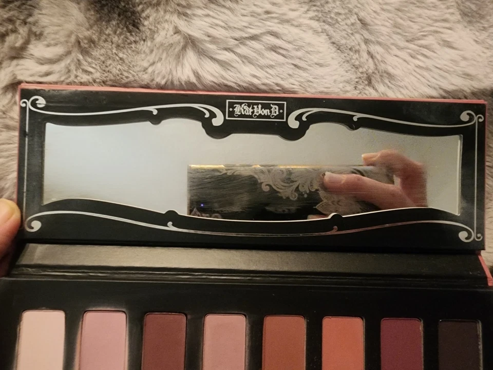 Kat Von D Lolita Eyeshadow Palette - Image 4 of 4