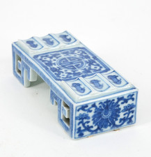 Old Chinese Blue and White Porcelain Miniature Altar Table Stand with Legs 3.5