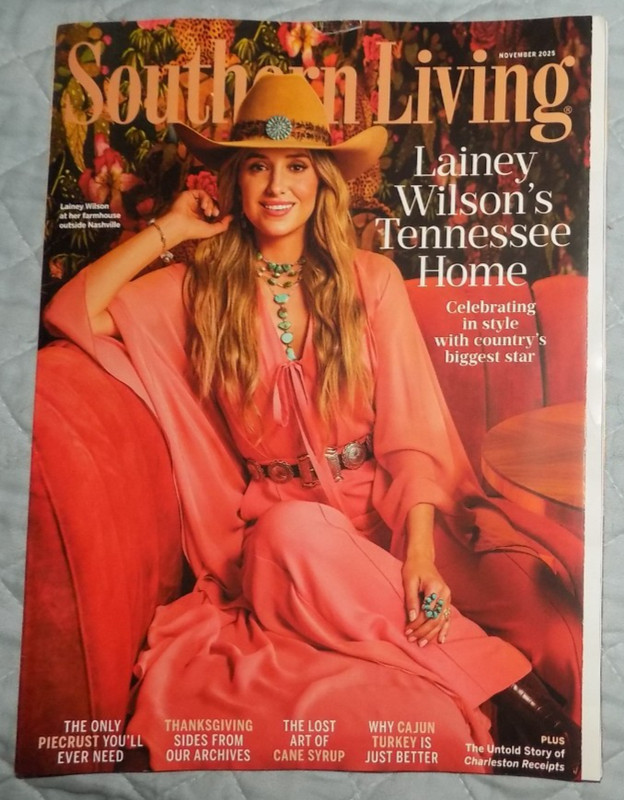 COUNTRY STAR LAINEY WILSON`S TENNESSEE HOME - SOUTHERN LIVING MAGAZINE