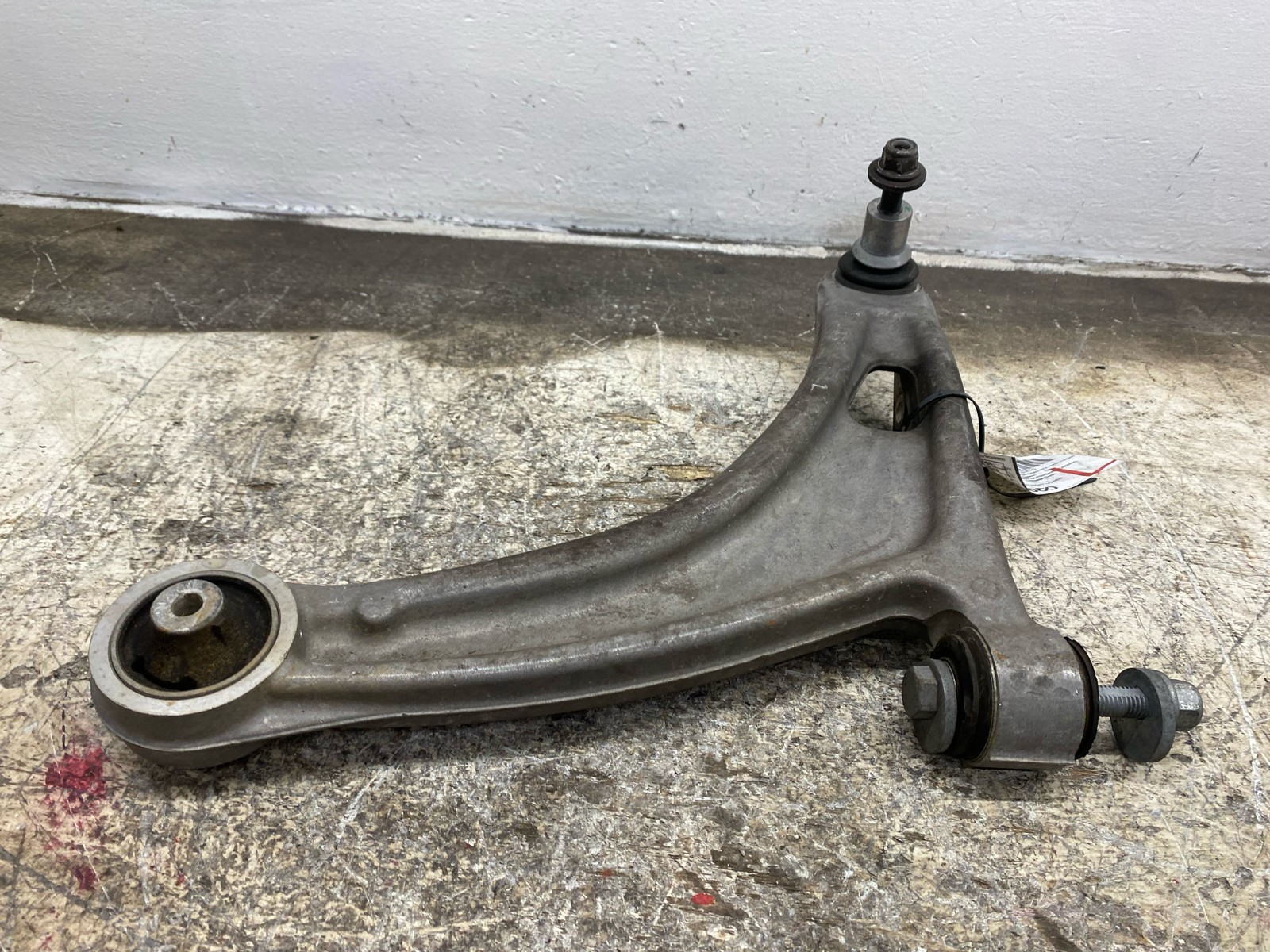 2019-2023 ASTON MARTIN VANTAGE OEM 4.0L RWD FRONT RIGHT LOWER CONTROL ARM *12K*