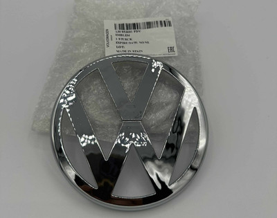 2000-2002 VW Volkswagen Golf GTI & 2004 R32 Front Grille Emblem OEM 1J0853601FDY