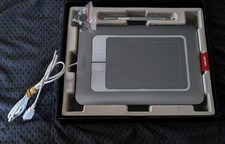 Wacom Bamboo Craft CTH-461 Graphics Tablet w/ Pen  Extra Nibs- Tested  Working