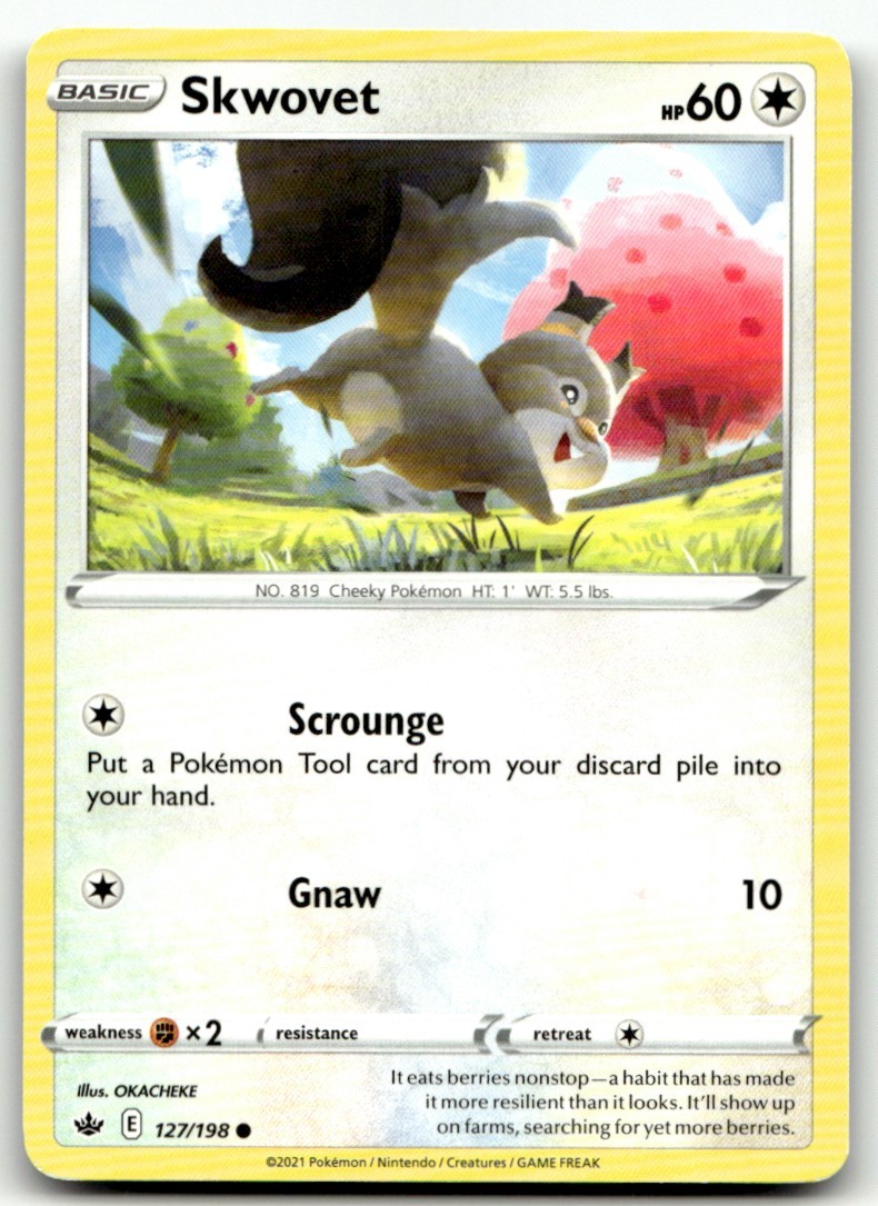 Skwovet 127/198 Common Chilling Reign Pokemon Moderately Played