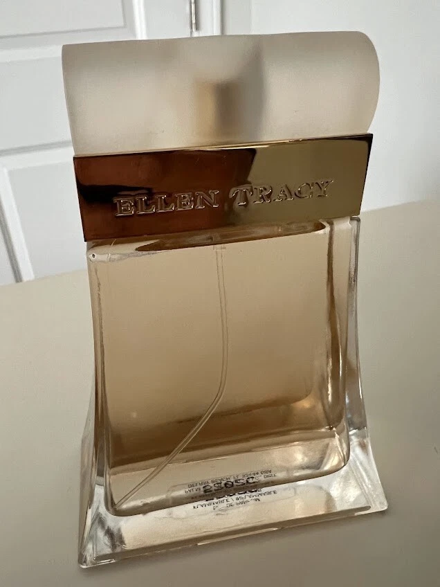 ELLEN TRACY Eau De Parfum Para Mujer SIN SELLAR ABIERTO Botella Completa Foto 3 de 4