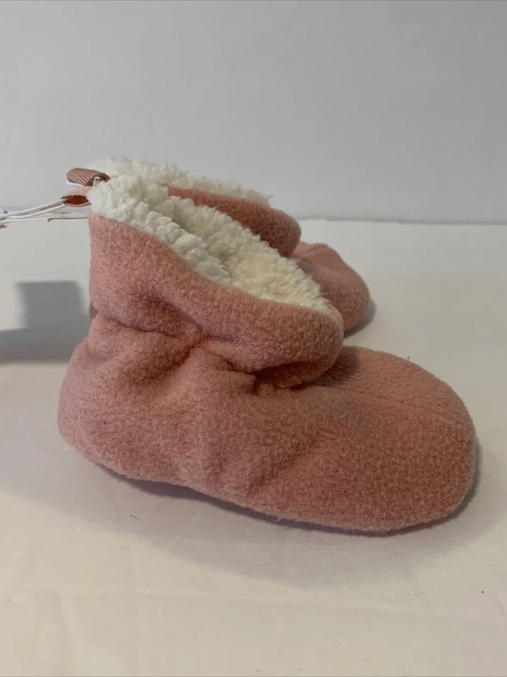 Nuevo Niñas Rosa Botín Zapatilla Zapatos Talla 3-6 Meses por Old Navy Foto 2 de 4