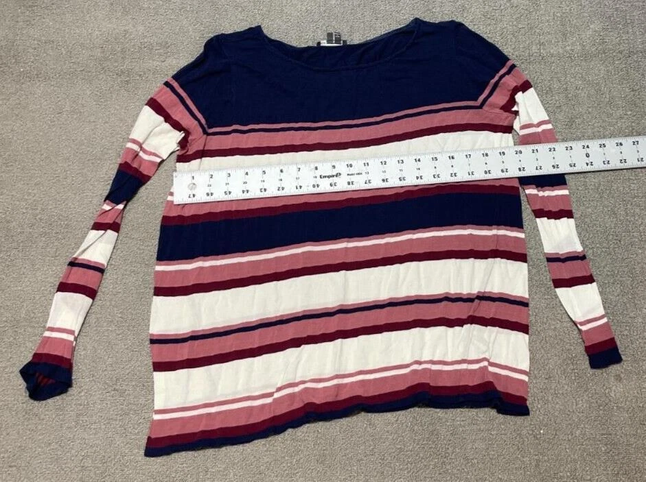 Camisa feminina Vince listrada rosa, branca e azul manga longa tamanho G - Imagem 2 de 4