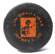 1965-1969 SAN DIEGO GULLS CCM3 type HOCKEY PUCK Western Hockey League WHL/PCHL