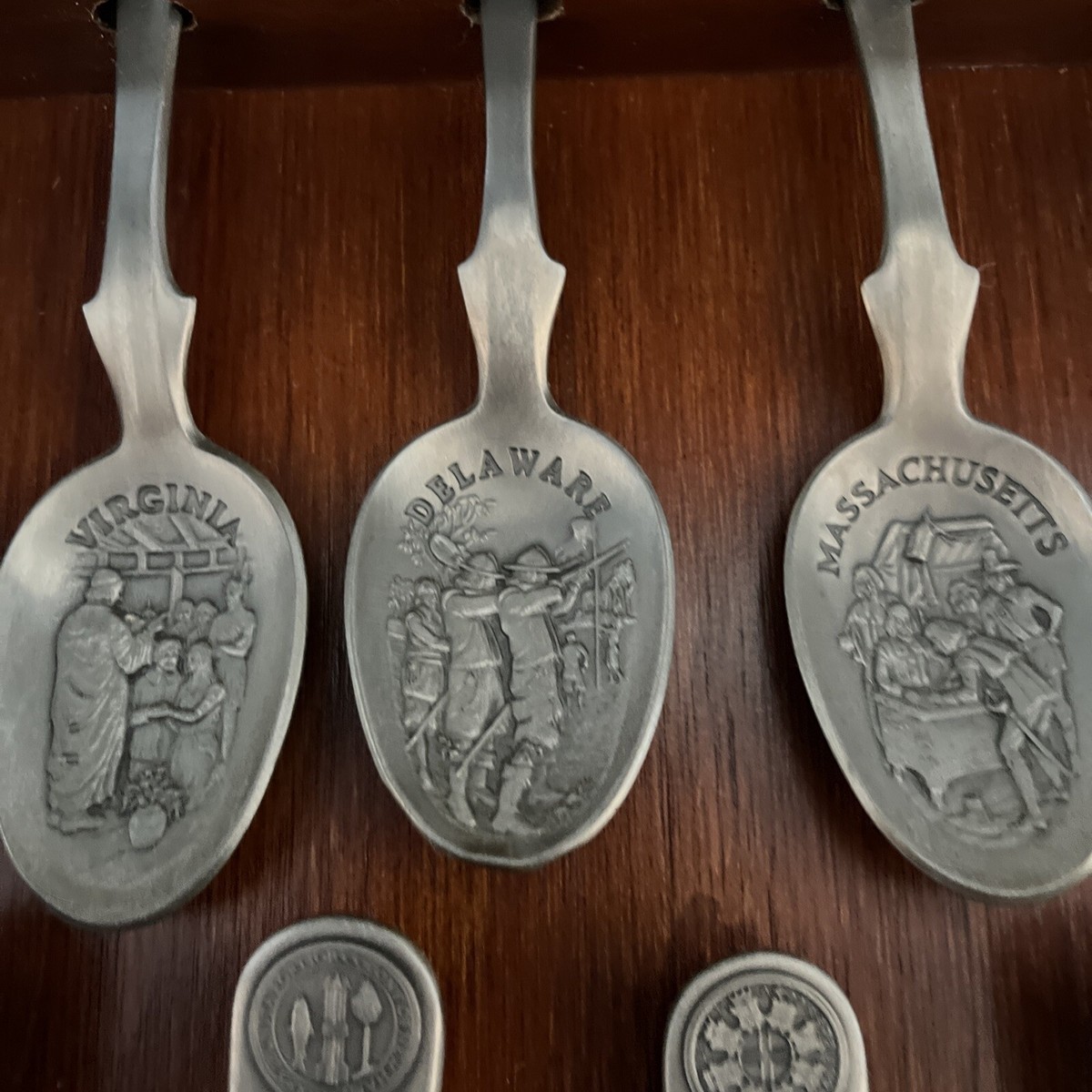 Franklin Mint 13 Original American Colonies Pewter Spoons w Wood