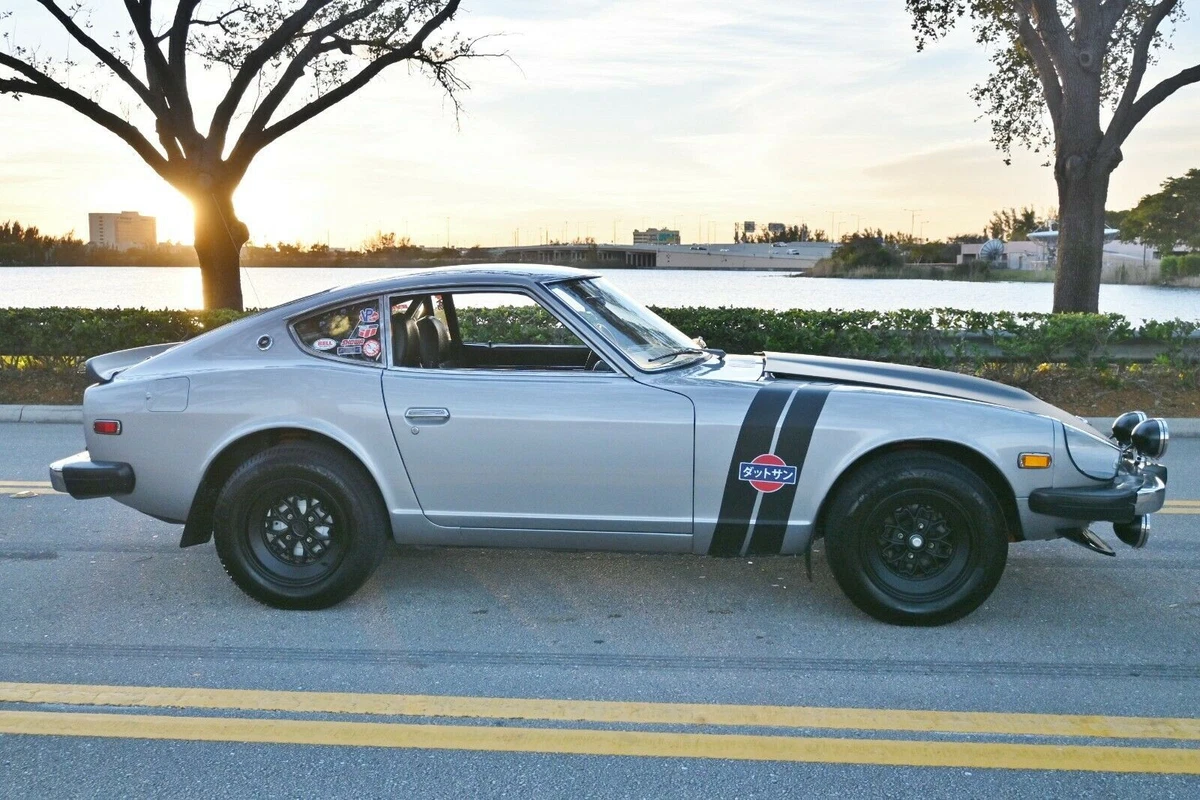 Click photo thumbnail to view