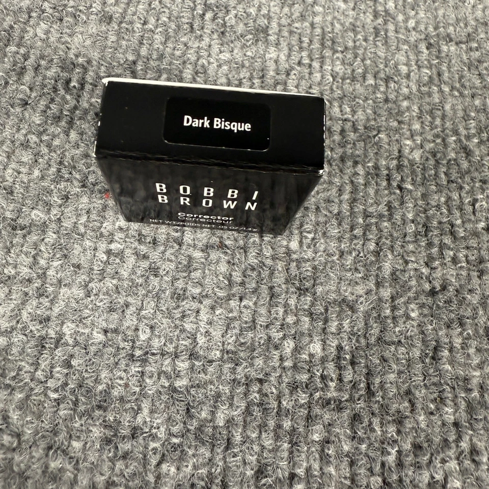 Corrector debajo de los ojos Bobbi Brown bisque oscuro.05 OZ/1.4 g corrector Foto 2 de 3