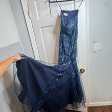 Ivonne Couture Evening Dress Retro Glam Size 2 Sequin Formal Homecoming Prom