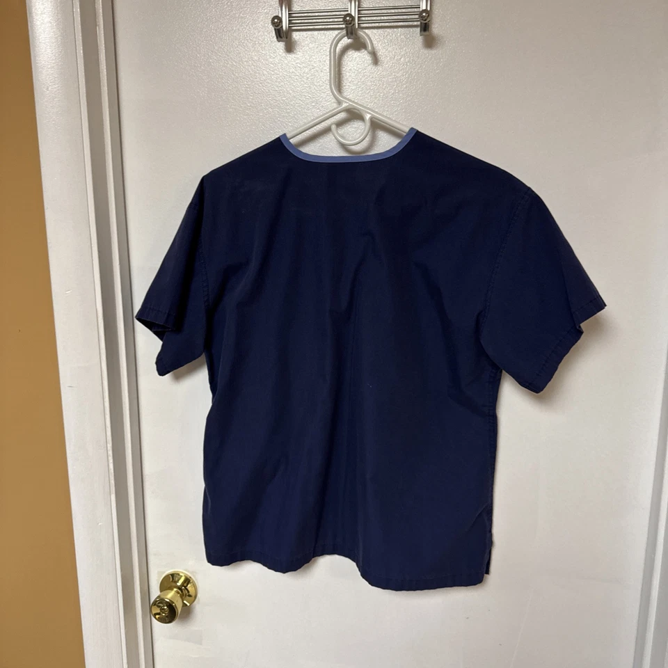 Urbane Scrubs Top – Solid Navy w/ Light Blue Trim – Size M - Image 2 of 2