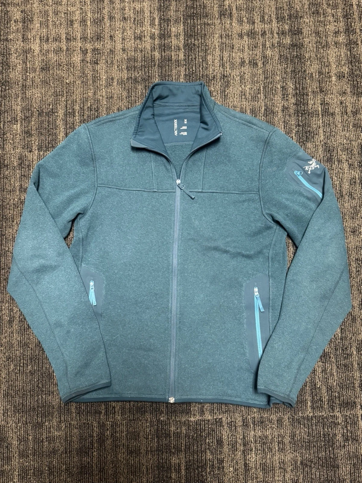 Arc'teryx Men's M Teal Full Zip Fleece Jacket - product detail image 1
