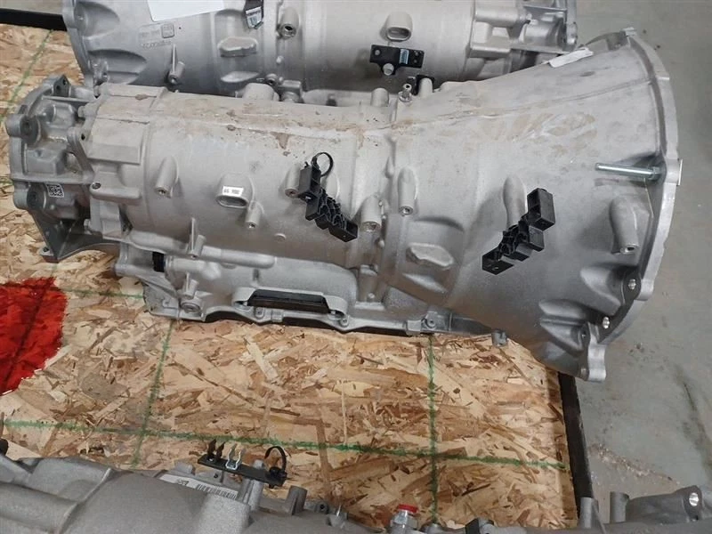 Transmisión Automática 4x4 Gas 8HP75 para 19-23 Ram 2500 3500 68449199AA 2661016 Foto 2 de 4