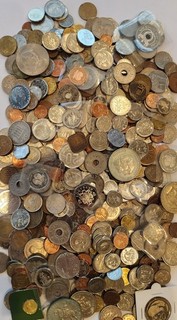 bulk lot mixed world coins circulated a/unc proof and Commemoratives 2.7 kgs