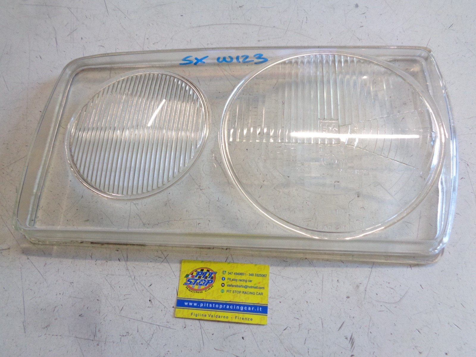VETRO FANALE ANTERIORE SINISTRO MERCEDES W123 - HELLA H4 - ORIGINALE - LEGGERE