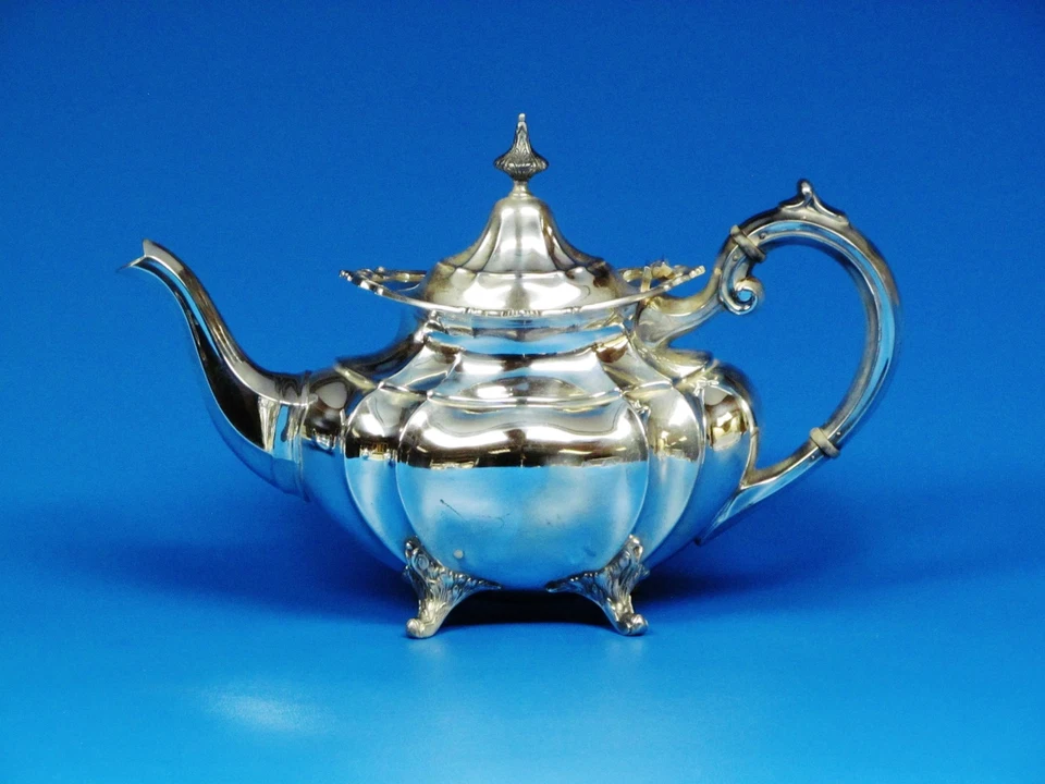 Juego de té y café Hampton Court de Reed & Barton esterlina de 5 piezas. 2695,1 gramos Foto 3 de 4