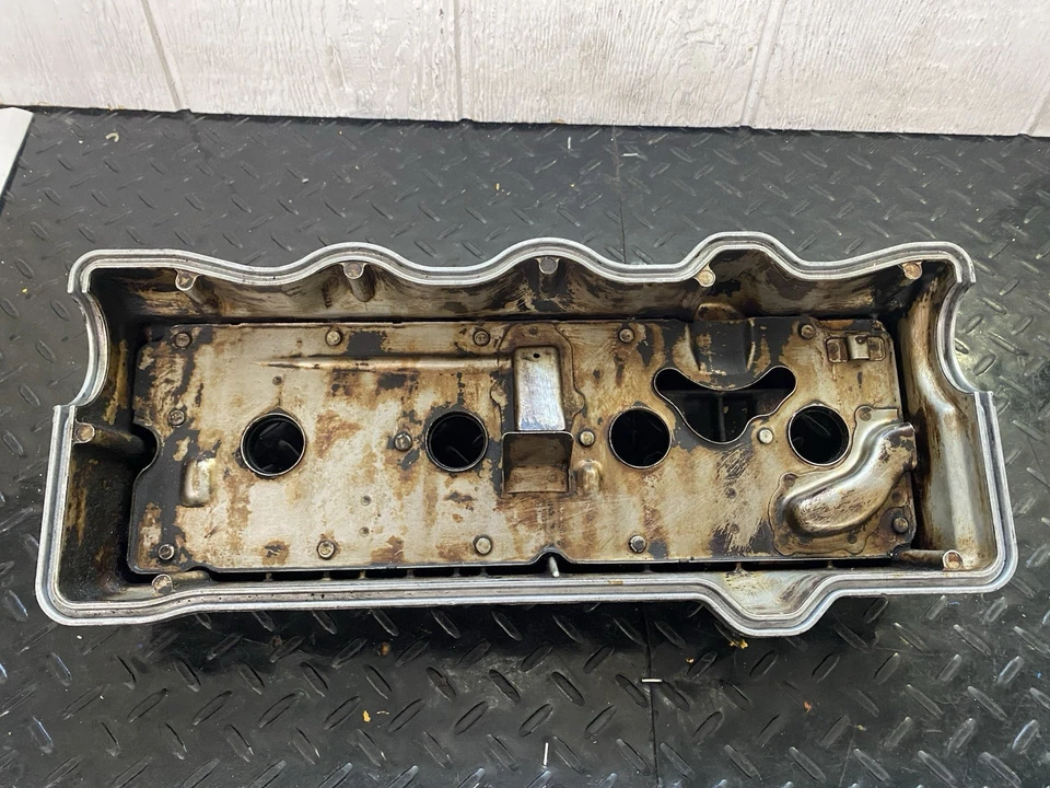 Cubierta de válvula de motor OEM 1992-1999 Toyota Celica Camry MR2 Foto 4 de 4