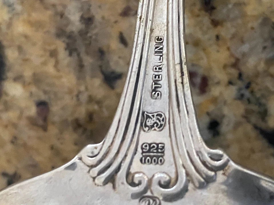 1 PAUL REVERE - TOALLA PLATA ESTERLINA CREMA CUCHARA SOPA OFERTA EN 1 CADA 8 AV. Foto 2 de 3