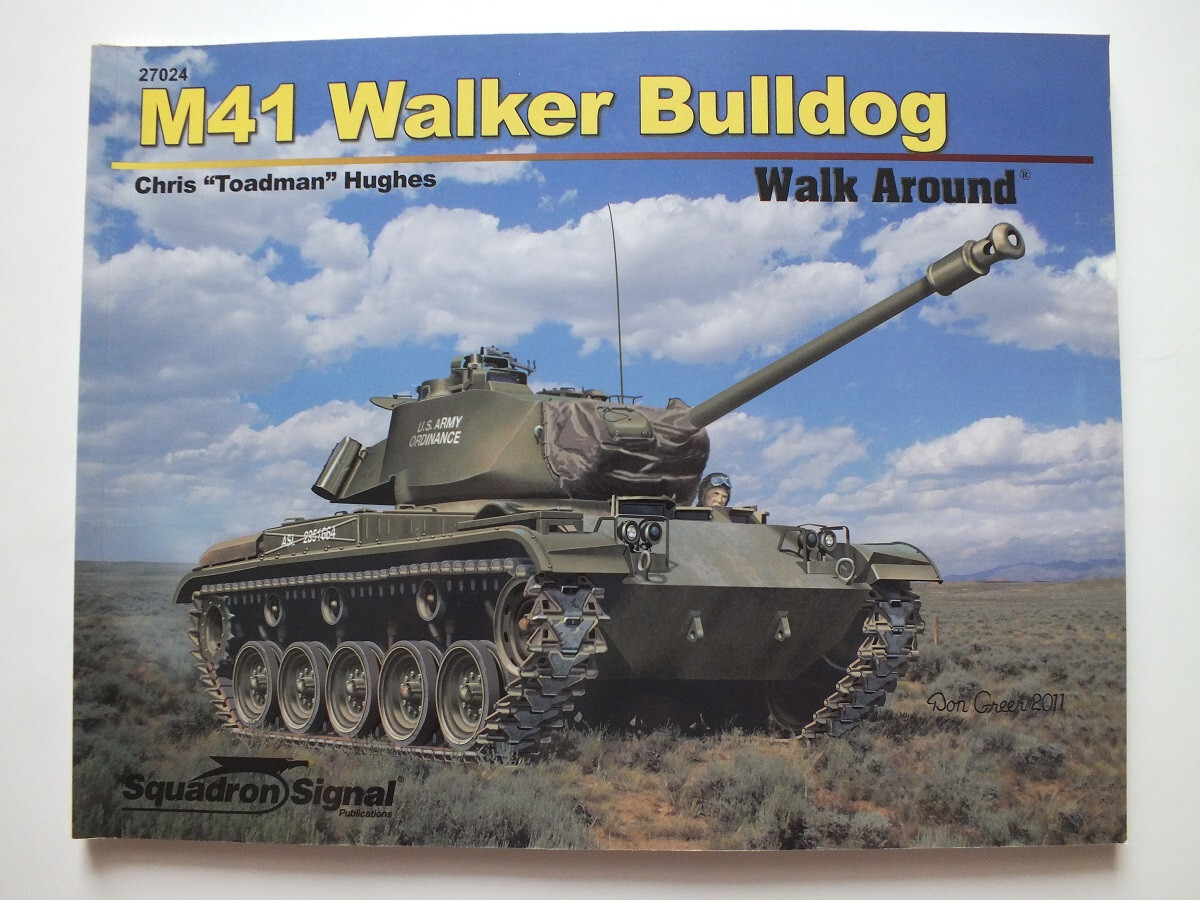 M41 Walker Bulldog (Squadron/Signal Armor Walk Around 24)