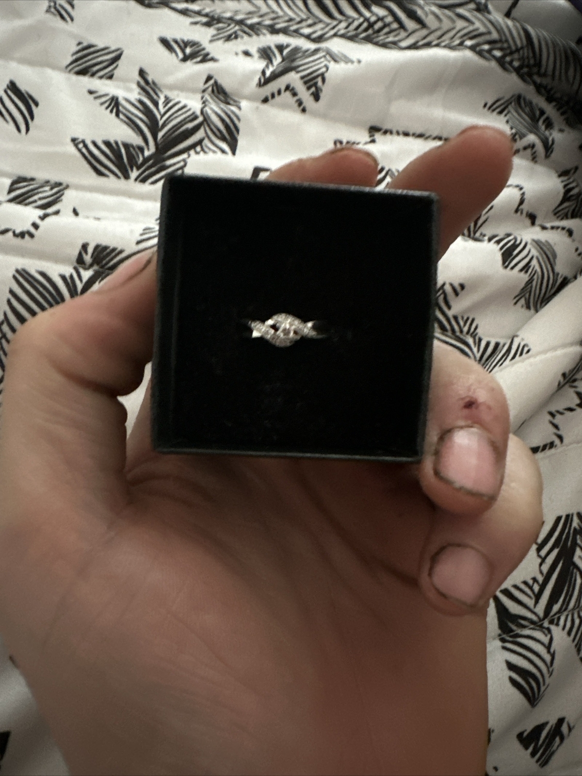engagement ring size 8 10k gold diamond-image