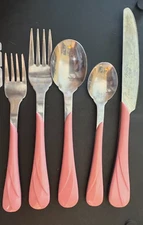 1986 Vintage Homer Laughlin FIESTA ROSE Flatware - 5-piece Place Settings