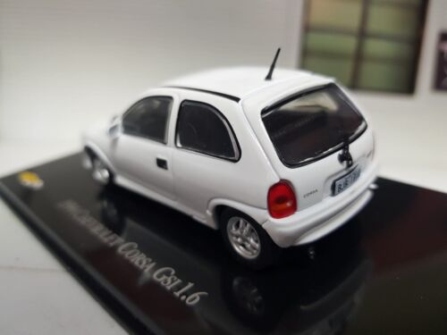 1:43 Scale Model Vauxhall Corsa GSi Opel 1.6 Mk1 White 1994 Diecast Car - Picture 3 of 10