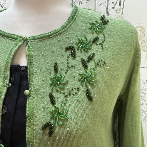 Dress Barn Green Beaded Cardigan Sz S Pearl Buttons Long Sleeves Spring NWT - Picture 2 of 8