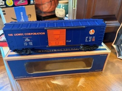 Lionel Train Toy Fair 1996 boxcar ''RARE''