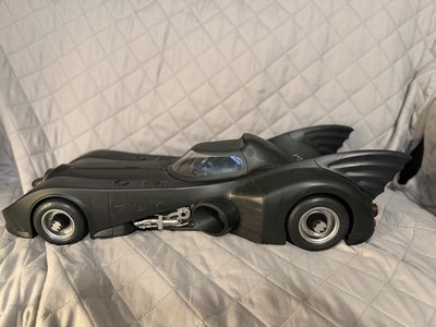 McFarlane DC Multiverse Batmobile Batman 1989 Gold Label