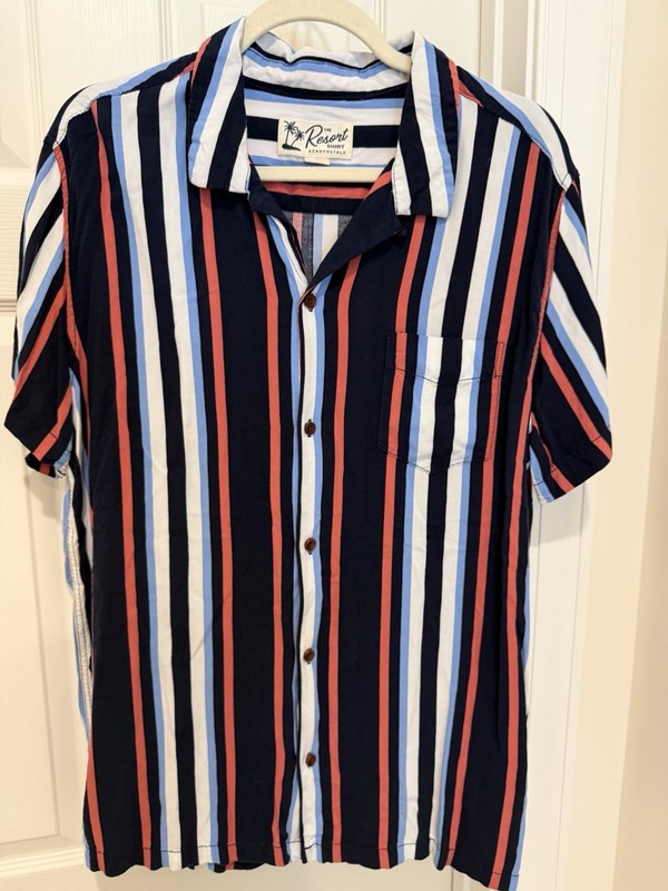 Aeropostale The Resort Shirt Mens L Blue Red Striped Short Sleeve Rayon Beach